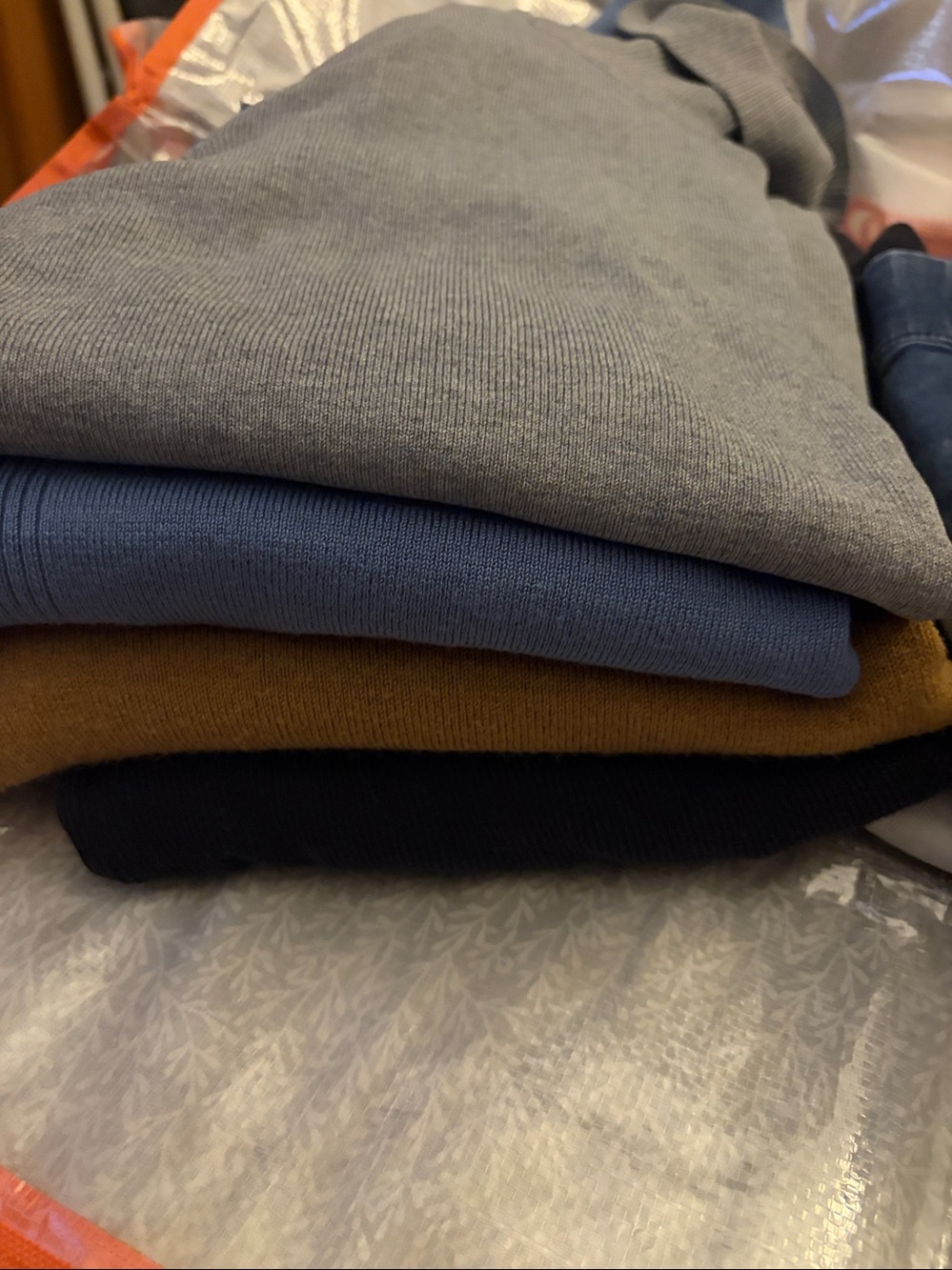 Bundle - Picture 2 of 13